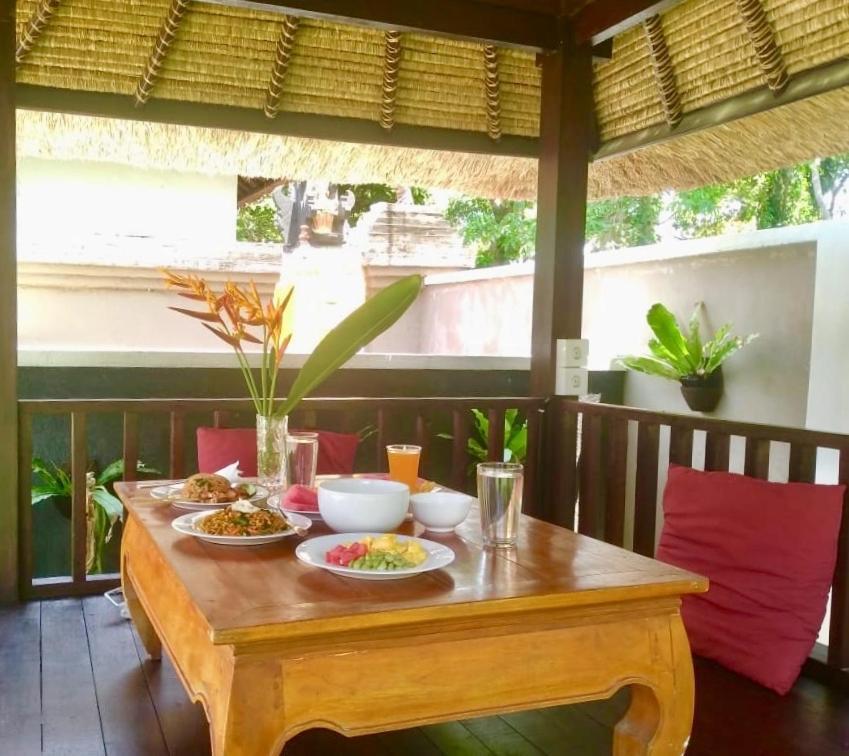The Celuk Homestay Jimbaran Exterior foto